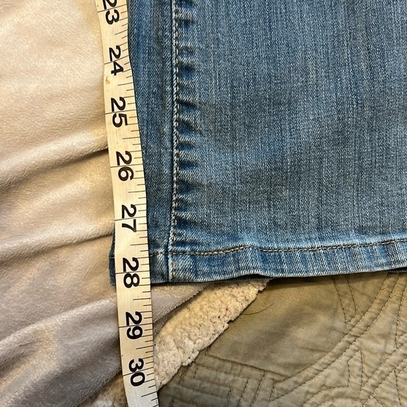 Levi's 515 Jeans Size 14 Short Bootcut Womens Light Wash Blue Stretch Denim‎ - Picture 16 of 16